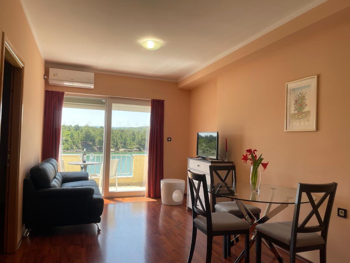 Apartments Duje Ribnica Obrovac Dış mekan fotoğraf