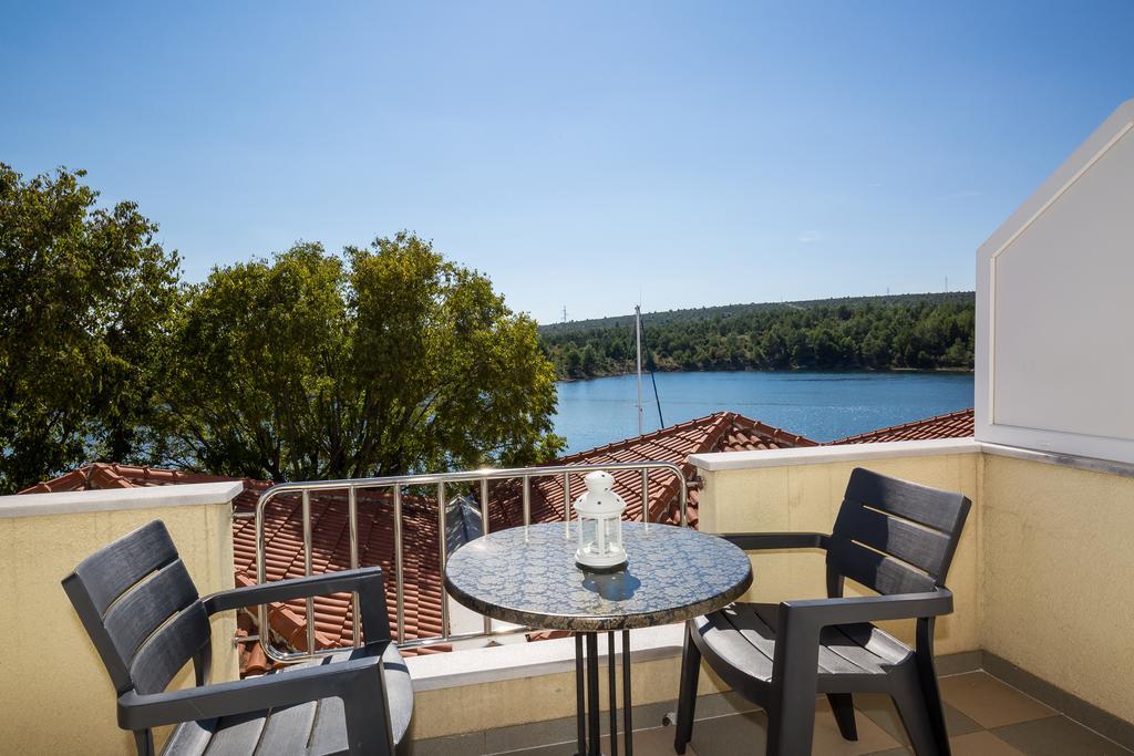 Apartments Duje Ribnica Obrovac Dış mekan fotoğraf