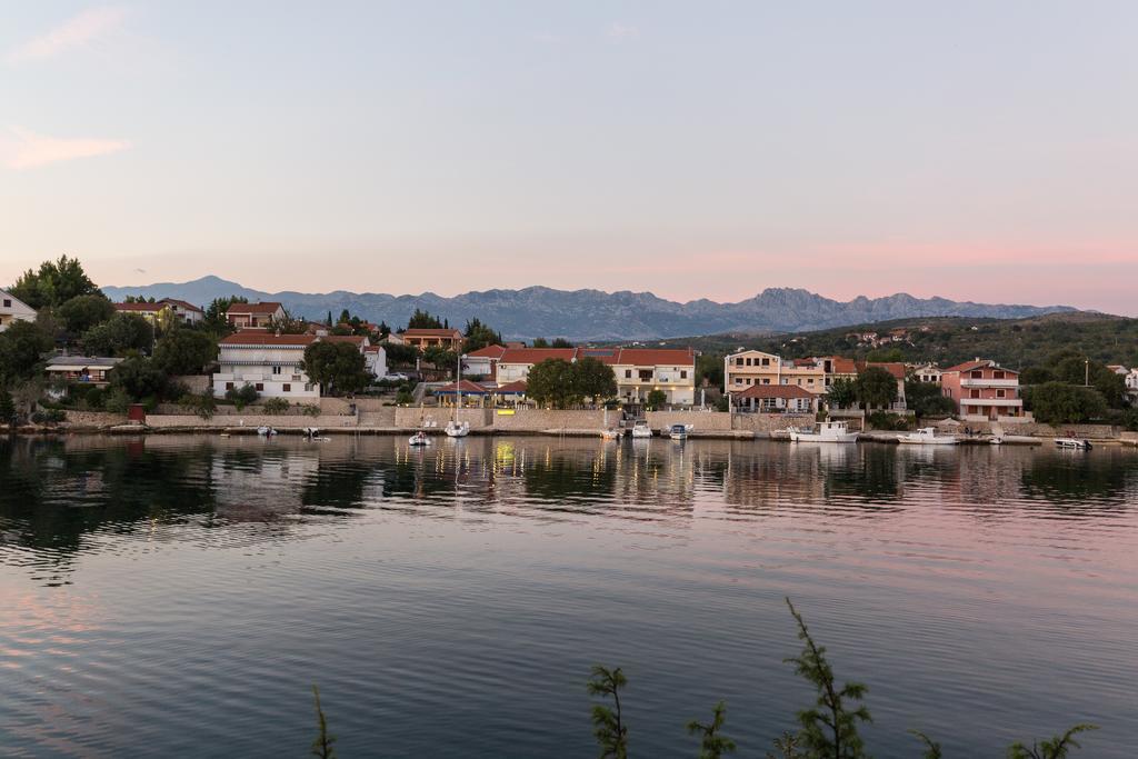 Apartments Duje Ribnica Obrovac Dış mekan fotoğraf